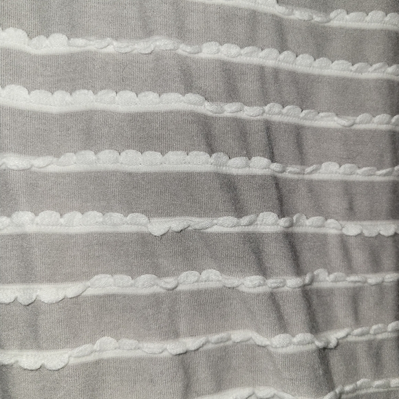 Modcloth Womens Top Plus Size 4XL Sleeveless Gray White Striped Scoop Neck - Picture 5 of 5